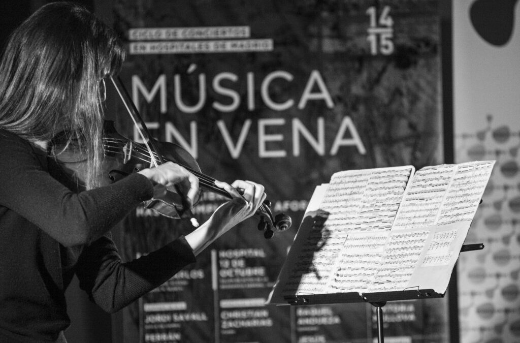 CICLO MEV Y CNDM: VIKTORIA MULLOVA EN EL PUERTA DE HIERRO