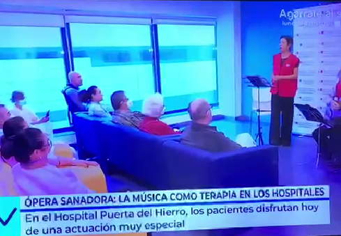 La música rompe la rutina hospitalaria en el Puerta de Hierro